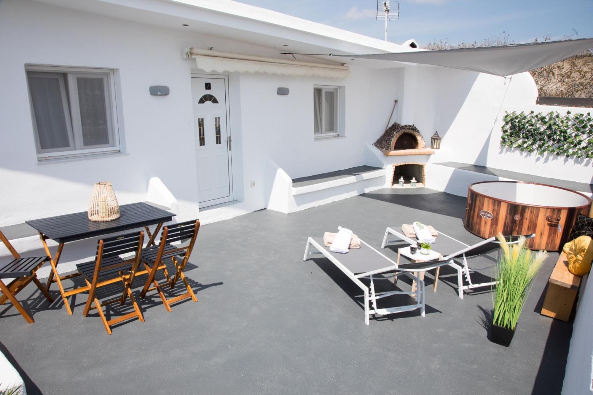 Village Anto Fira Εξωτερικό φωτογραφία